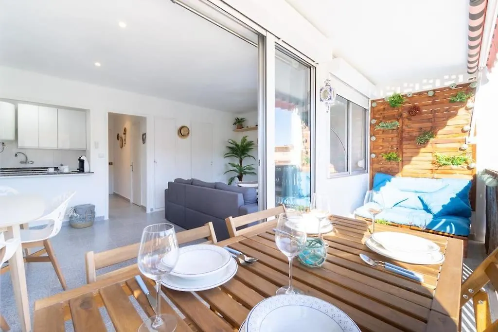 Privilegiado-Tarragona-50mPlaya-WIFI-Pool-Relax Apartment 0*, Tarragona